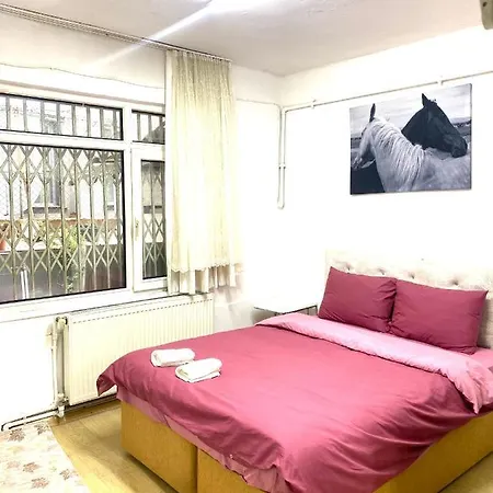 Taksim Cihangir 2+1 Room/5 Person